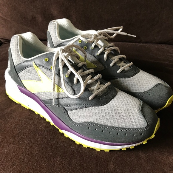 brooks mach 11 black